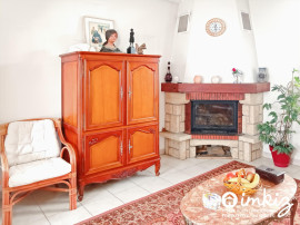 
                                                                                        Vente
                                                                                         Maison 7 pièces