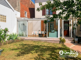 
                                                                                        Vente
                                                                                         Maison 7 pièces