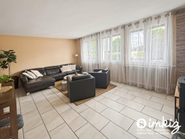 
                                                                                        Vente
                                                                                         Maison 7 pièces à proximité de toutes commodités