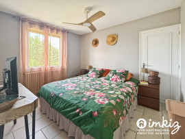 
                                                                                        Vente
                                                                                         Maison 7 pièces à proximité de toutes commodités