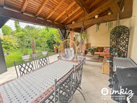 
                                                                                        Vente
                                                                                         Maison 7 pièces à proximité de toutes commodités