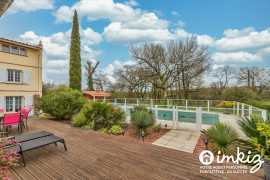 Vente
Maison 7 pièces avec dépendance et pigeonnier