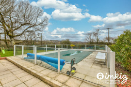 Vente
Maison 7 pièces avec dépendance et pigeonnier