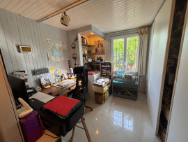 
                                                                                        Vente
                                                                                         Maison 7 pièces, calme, grands volumes, lumineuse