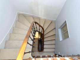 
                                                                                        Vente
                                                                                         Maison 7 Pièces - Jardin - Chartrons