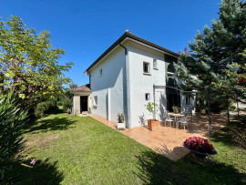 Vente
                                                                                MAISON 7 PIECES - JARDIN & GARAGE - LIBOURNE