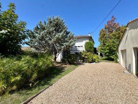 Vente
                                                                                MAISON 7 PIECES - JARDIN & GARAGE - LIBOURNE