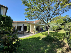 Vente
                                                                                MAISON 7 PIECES - JARDIN & GARAGE - LIBOURNE