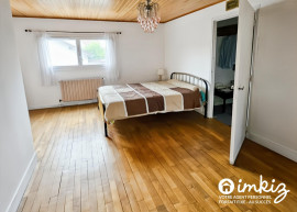 Vente
Maison 7 pièces sur grande parcelle arborée