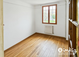 Vente
Maison 7 pièces sur grande parcelle arborée