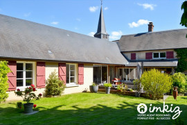
                                                                                        Vente
                                                                                         Maison 8 pièces