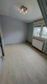
                                                                                        Vente
                                                                                         Maison 8 pièces