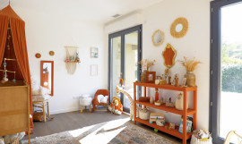 
                                                                                        Vente
                                                                                         Maison 8 pièces