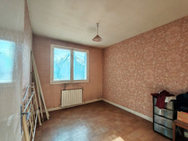 
                                                                                        Vente
                                                                                         Maison 8 pièces