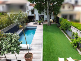 
                                                                                        Vente
                                                                                         Maison 8 pièces