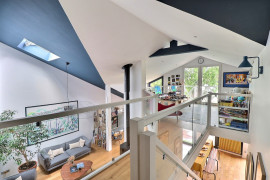
                                                                                        Vente
                                                                                         Maison 8 pièces