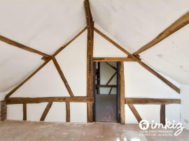 
                                                                                        Vente
                                                                                         Maison 8 pièces