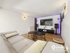 
                                                                                        Vente
                                                                                         Maison 8 pièces