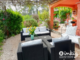 
                                                                                        Vente
                                                                                         Maison 9 pièces