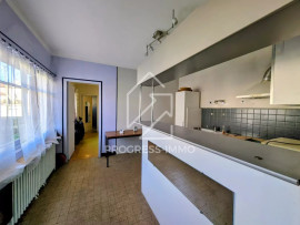 
                                                                                        Vente
                                                                                         Maison à rénover avec fort potentiel – Champigny-sur-Marne