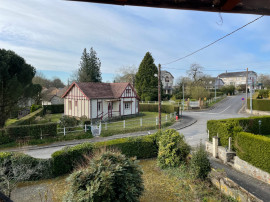 
                                                                                        Vente
                                                                                         Maison à rénover de 74 m² sur un terrain de 775 m²