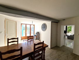 
                                                                                        Vente
                                                                                         Maison à rénover Surgères 17700, à 7mns de la gare