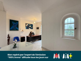 
                                                                                        Vente
                                                                                         Maison à usage d'habitation et de bureau