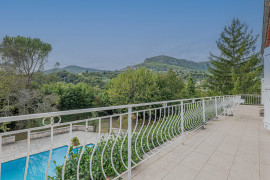 
                                                                                        Vente
                                                                                         Maison à vendre Tourrettes-sur-Loup