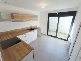 Location
Maison Amiens St P. 2 chambres avec cour