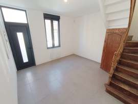 Location
Maison Amiens St P. 2 chambres avec cour
