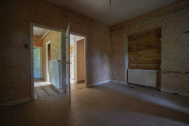 Vente
Maison (ancienne école) - 139 m² - Bouvante (26)