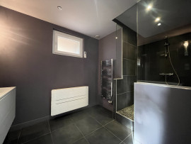 
                                                                                        Vente
                                                                                         Maison-Appartement à vendre sur Ecully