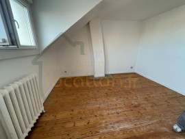 
                                                                                        Location
                                                                                         Maison/Appartement F4 dans le centre-ville de Saint-Quentin