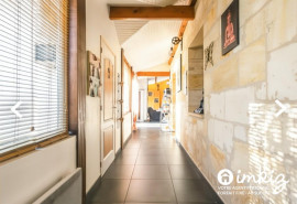 
                                                                                        Vente
                                                                                         Maison atypique grand volume