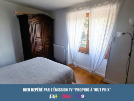 Vente
MAISON AVEC 2 APPARTS DANS UN PARC ARBORE