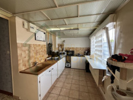 Location
Maison avec cour et garage