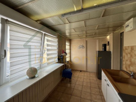 Location
Maison avec cour et garage