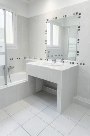 
                                                                                        Vente
                                                                                         Maison avec jardin exposée Sud à Roquebrune-sur-Argens