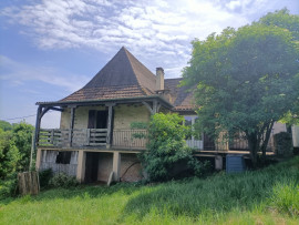 
                                                                                        Location
                                                                                         Maison avec terrasse 5 Km des Eyzies