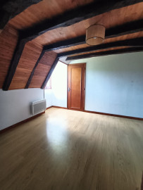 
                                                                                        Location
                                                                                         Maison avec terrasse 5 Km des Eyzies