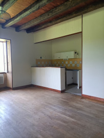 
                                                                                        Location
                                                                                         Maison avec terrasse 5 Km des Eyzies