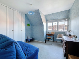 
                                                                                        Vente
                                                                                         Maison avec véranda, 4 chambres, SAINT-LO proche des commodi