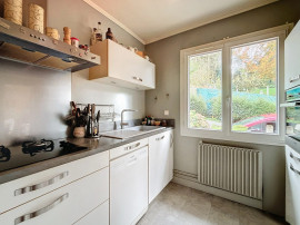 
                                                                                        Vente
                                                                                         Maison avec vie de plain-pied, jardin arboré et sous-sol com
