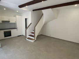 
                                                                                        Location
                                                                                         Maison Baille*