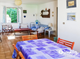 
                                                                                        Vente
                                                                                         Maison calme, proche de la mer, 3 ch., avec patio