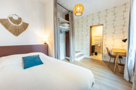 
                                                                                        Colocation
                                                                                         Maison - Chambre 12.5m² - Courbevoie - 1050€/mois CC
