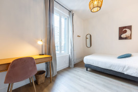 
                                                                                        Colocation
                                                                                         Maison - Chambre 12.5m² - Courbevoie - 1050€/mois CC
