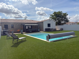 
                                                                                        Vente
                                                                                         Maison clé en main - 16 min de La Rochelle