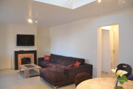 
                                                                                        Location
                                                                                         Maison Coin Joli