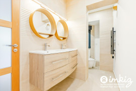 
                                                                                        Vente
                                                                                         Maison contemporaine rénovée avec rooftop